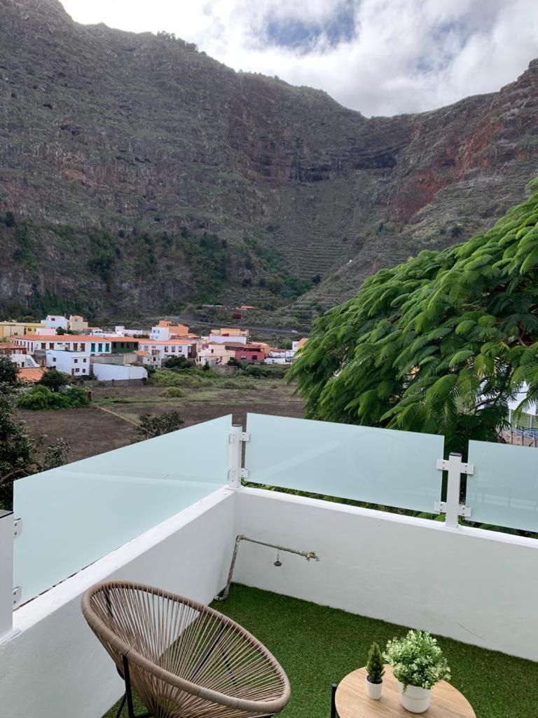 Meriga Agulo المظهر الخارجي الصورة